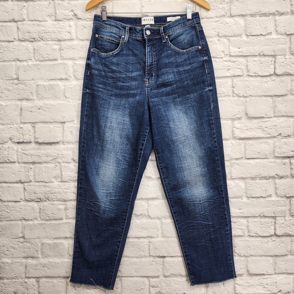 FRAYED JEANS Tapered Women's Boyfriend Jeans Distressed Hem Sz 29 Casual Trendy